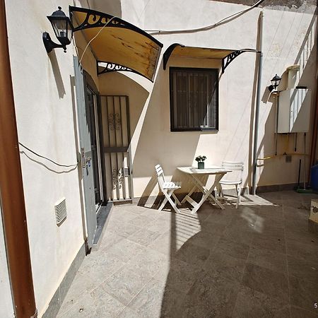 Dimora Genovesi Villa Catania-Fontanarossai nemzetközi repülőtér Kültér fotó